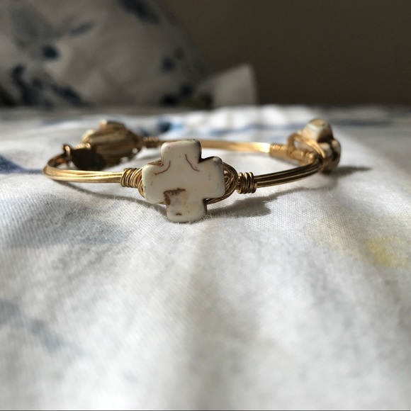 Bourbon and Boweties Bracelet - Picture 4 of 6